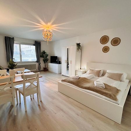 Appartment Near Schoenbrunn Wina Bagian luar foto